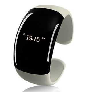 Ladies Bluetooth Fashion Bracelet withTime Display Vibration Caller ID