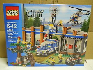 LEGO   4440 CITY   FOREST POLICE STATION   BRAND NEW   SEALED