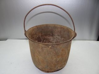 Forged Iron Rusted Kitchen Accessory Bucket Pot with Coal Catcher NR