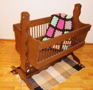 BEAUTIFUL VINTAGE WOOD ROCKING CRADLE w/Detachable STAND for BABY