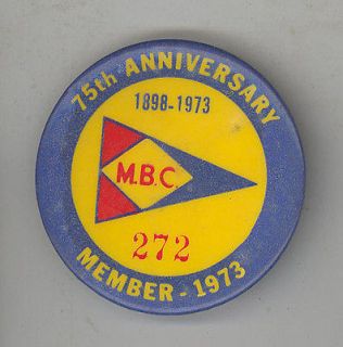 1973 MEDFORD BOAT CLUB Pin BUTTON Pinback YACHTING MBC Boating