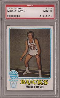 1973 Topps #107 MICKEY DAVIS Bucks PSA 9 Mint