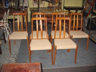LOT OF 6 MID CENTURY MODERN DANISH STYLE DINING CHAIRS