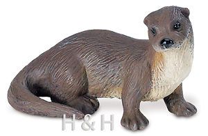 Safari Ltd. 291529 River Otter Realistic Toy Animal Figurine   NIP