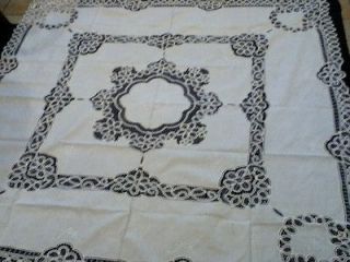 VINTAGE TABLECLOTH CROCHETED 100 % cotton 70 X 70