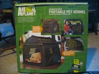 Planet Indoor/Outdoor Portable Pet Kennel, Green & Black, NEW 1636178