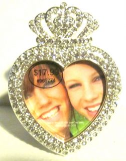 Crowned Heart   Fashion Keepsake Picture Frame   Approximately 2 x 2