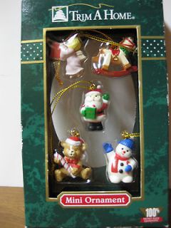 Trim a Home 5 Pc Mini Christmas Ornaments (Santa, snowman, bear) NEW