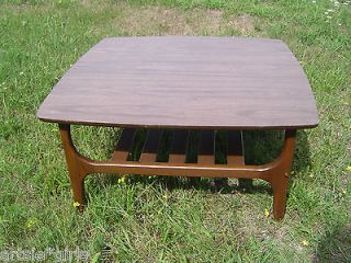 Vntg. Table Danish Coffee,End,Sid e,Occasional,S helf,Formica top