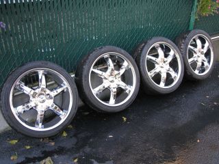 Mercedes Chrome Wheels and Tires with Tire Pressure Monitors