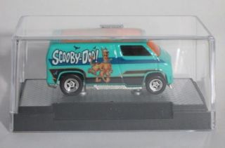 Hot Wheels Scooby Doo Custom 77 Dodge Van w M2 Machines Auto Case