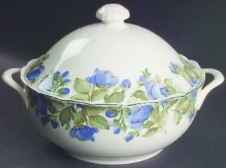 Nikko Flirtatious 2.75 Qt Round Covered Casserole, Fine China Dinnerware   Finet