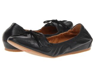 Miz Mooz Beatrix Womens Slip on Shoes (Black)