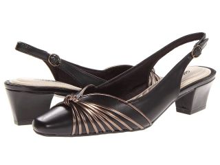 Easy Street Echo Womens 1 2 inch heel Shoes (Brown)