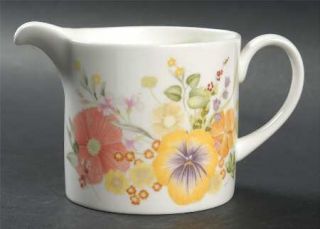 Wedgwood Summer Bouquet Creamer, Fine China Dinnerware   Multicolor Floral Cente