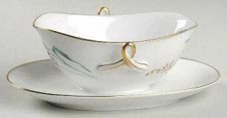 Heinrich   H&C Sommer (Coupe,Smooth,Gold Trim) Gravy Boat with Attached Underpla