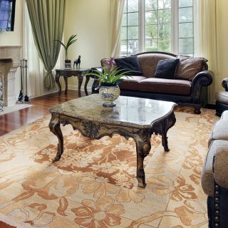 Hand knotted Legacy Collection Wool Rug (4 X 6) (BeigePattern FloralMeasures 0.625 inch thickTip We recommend the use of a non skid pad to keep the rug in place on smooth surfaces.All rug sizes are approximate. Due to the difference of monitor colors, s