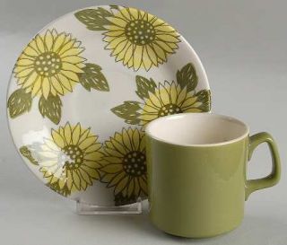 Royal (USA) Sunshine Flat Cup & Saucer Set, Fine China Dinnerware   Yellow Flowe