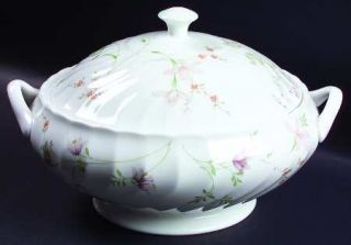 Wedgwood Campion Round Covered Vegetable, Fine China Dinnerware   Bone, Floral,