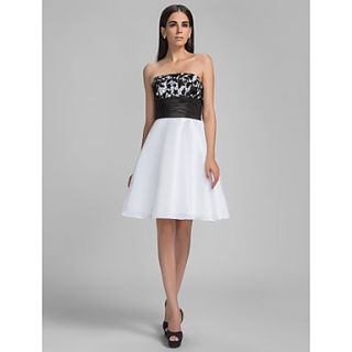A line Strapless Sleeveless Knee length Ruching Lace And Taffeta Cocktail Dress
