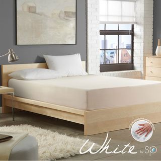 White By Sarah Peyton 8 inch Convection Cooled Firm Support Queen size Memory Foam Mattress